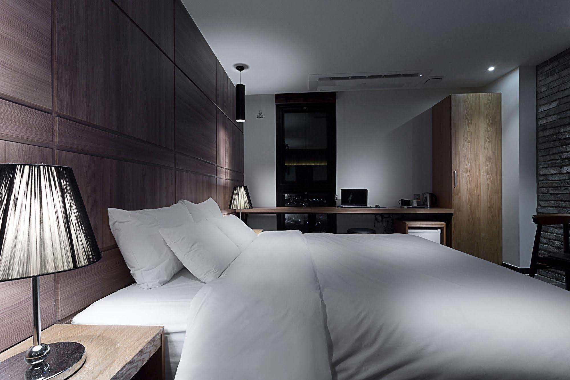 Hotel Sienna Пхаджу Экстерьер фото