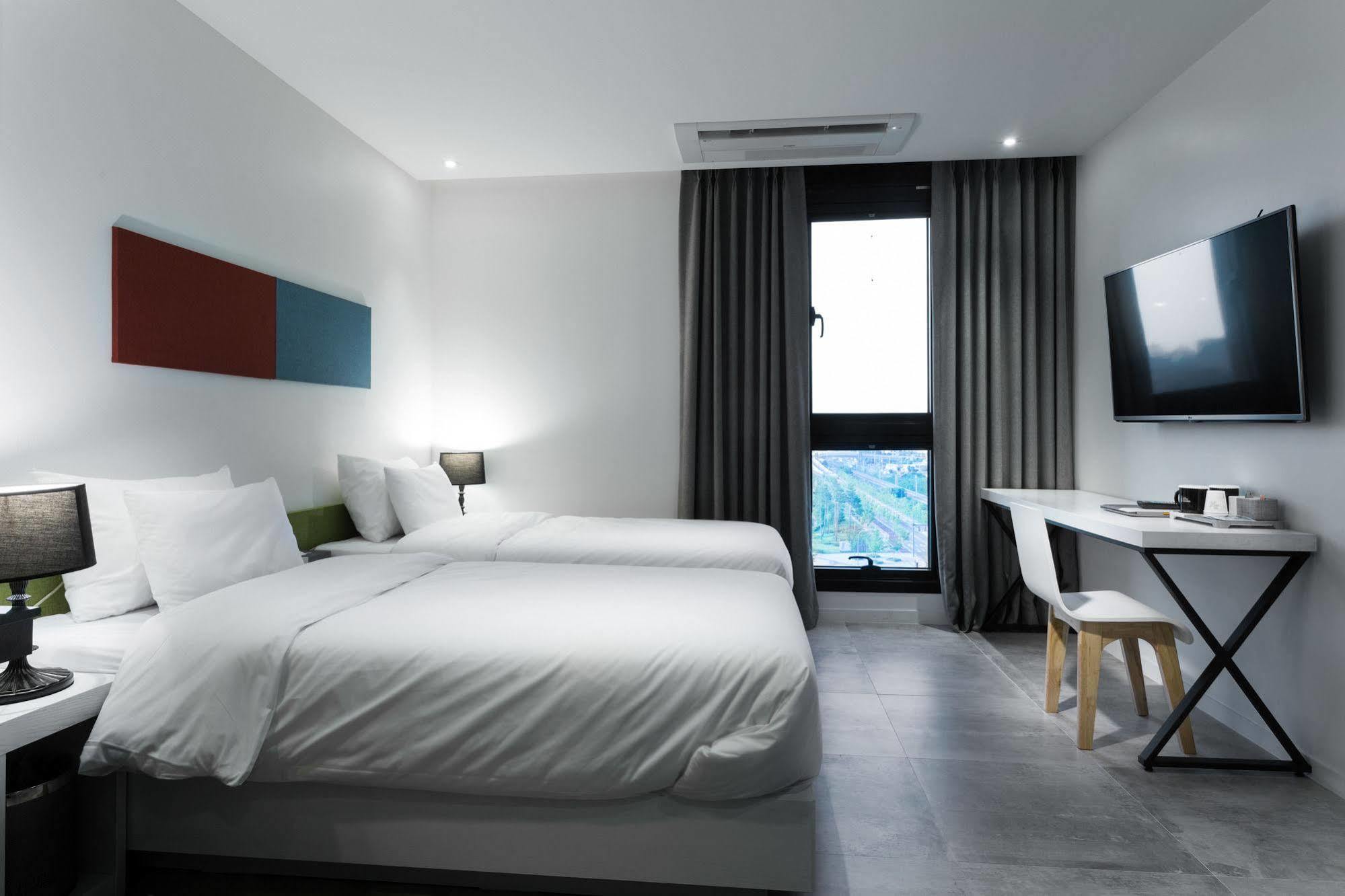 Hotel Sienna Пхаджу Экстерьер фото